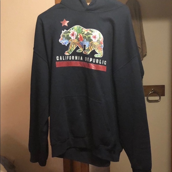 California hoodie - Picture 3 of 4